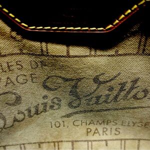 Louis Vuitton Neverfull